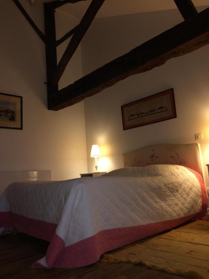 Chambre Dans Prieure De Caractere XVIII Siecle Planioles エクステリア 写真