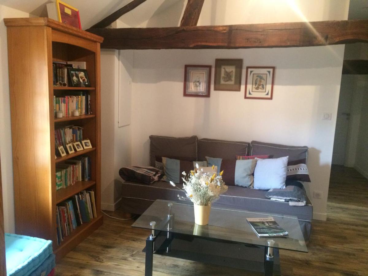 Chambre Dans Prieure De Caractere XVIII Siecle Planioles エクステリア 写真